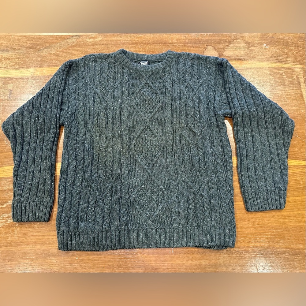 Men's Forest Green 90’s Cable fisherman Knit Crewneck Sweater. Heavy. Cabincore